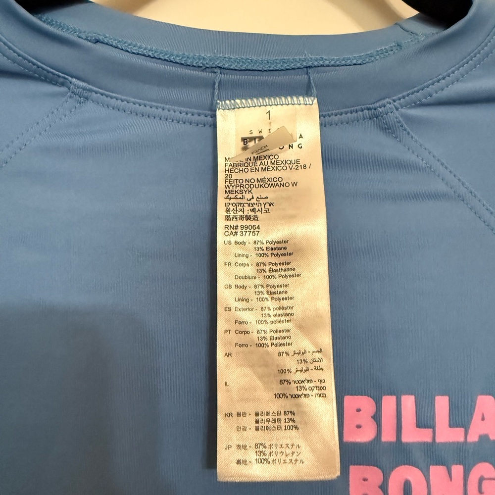 Billabong Sky Blue Rash Guard with Pink Logo - Picture 3 of 4